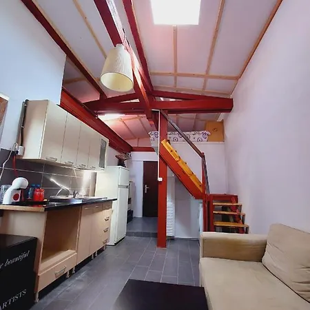 Apartment Studio Cochet In Centrul Bucurestiului Bucharest
